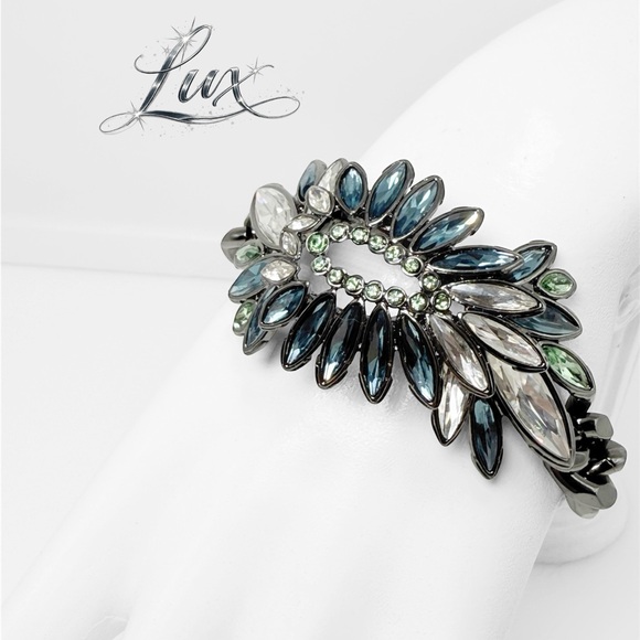 Givenchy Statement Rhinestones Bracelet - Picture 6 of 7